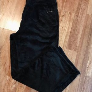 **SOLD**PINK by Victoria’s Secret super soft fleece lounge pants**SOLD**